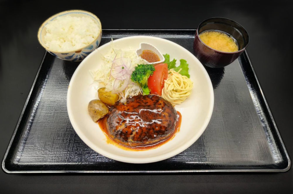 宗谷牛ハンバーグ定食
