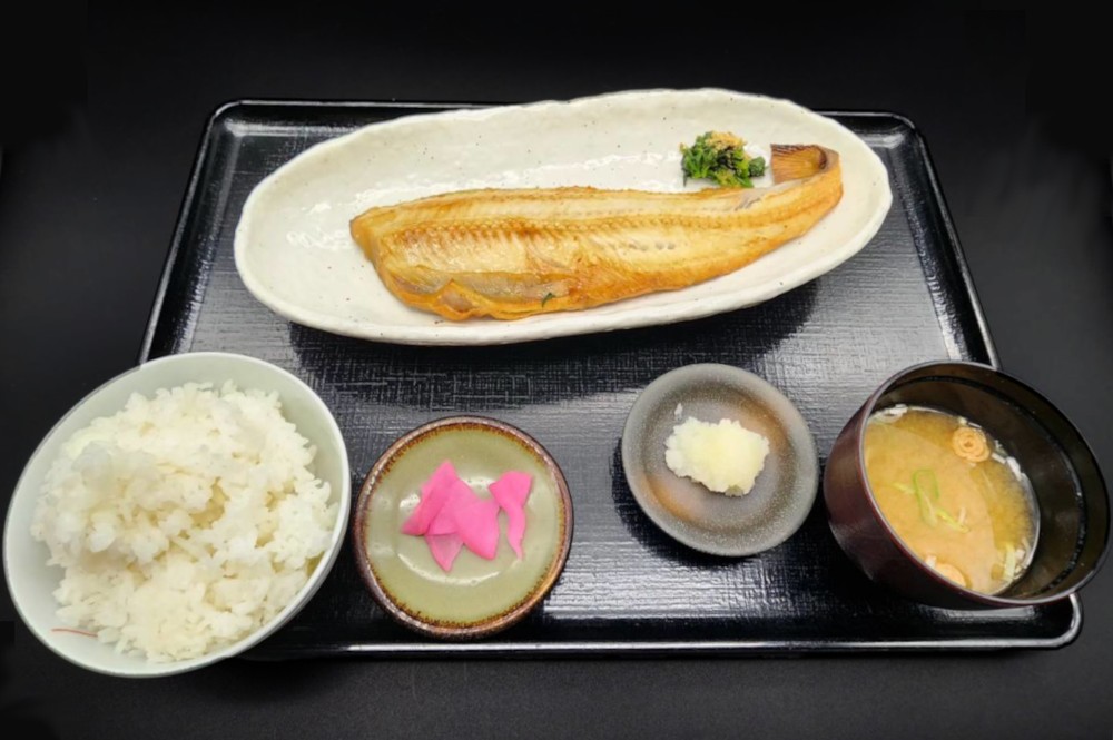 縞ホッケ定食